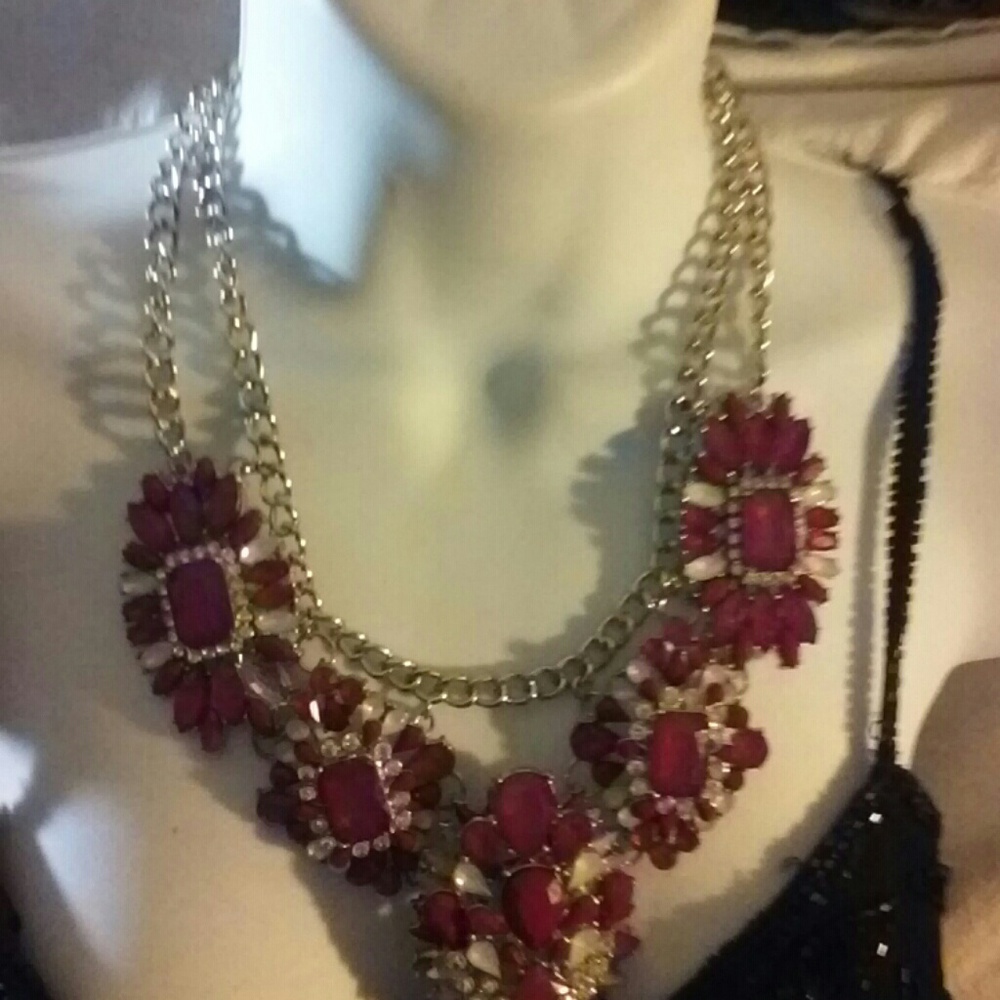 Large statement necklace